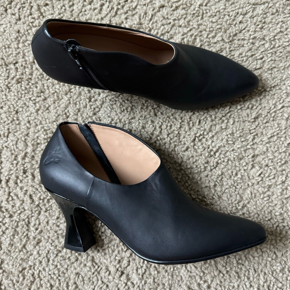 John Fluevog Poser Edie Sexy Asymmetrical Heel